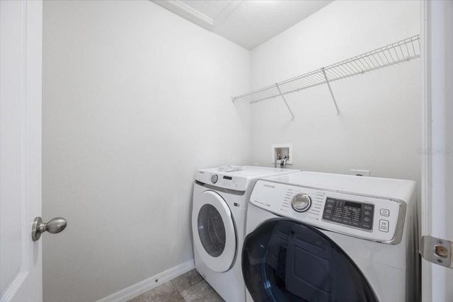 220 WHIRLAWAY DRIVE, Davenport, FL 33837