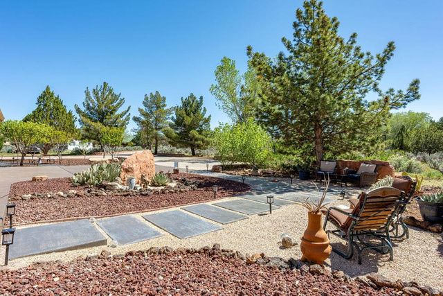 1262 W MEADOW LARK CIR, Dammeron Valley, UT 84783
