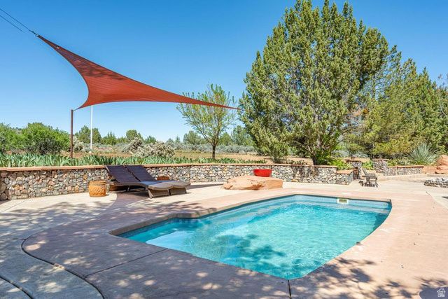 1262 W MEADOW LARK CIR, Dammeron Valley, UT 84783