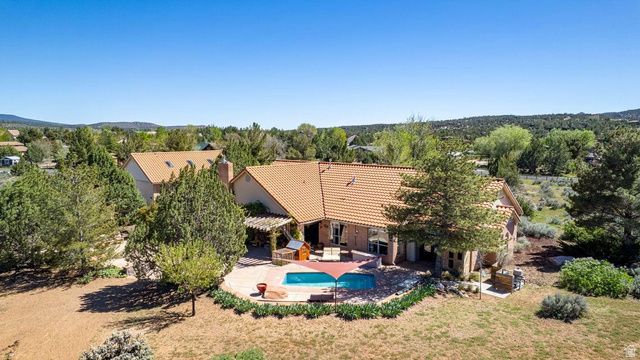 1262 W MEADOW LARK CIR, Dammeron Valley, UT 84783