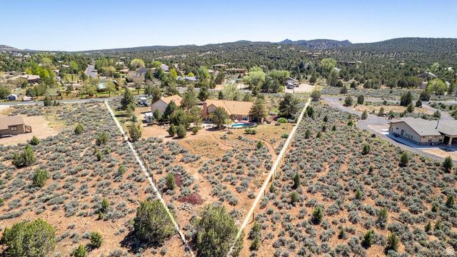 1262 W MEADOW LARK CIR, Dammeron Valley, UT 84783
