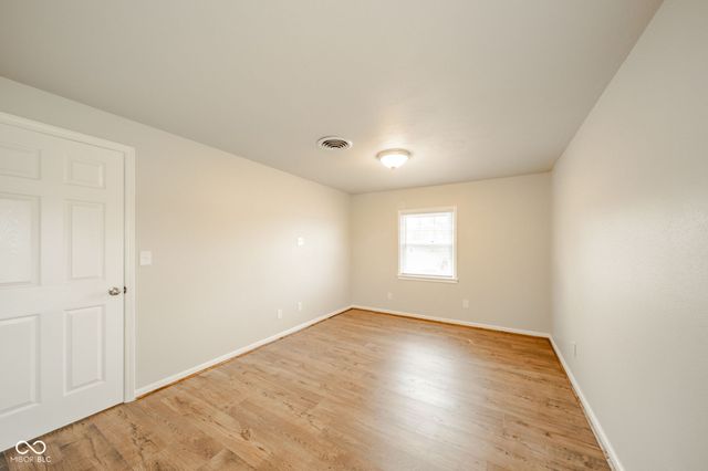 807 Bittersweet Lane, Anderson, IN 46011