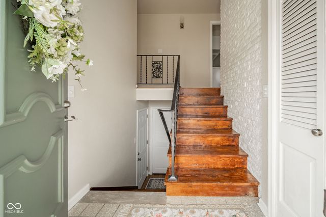 807 Bittersweet Lane, Anderson, IN 46011