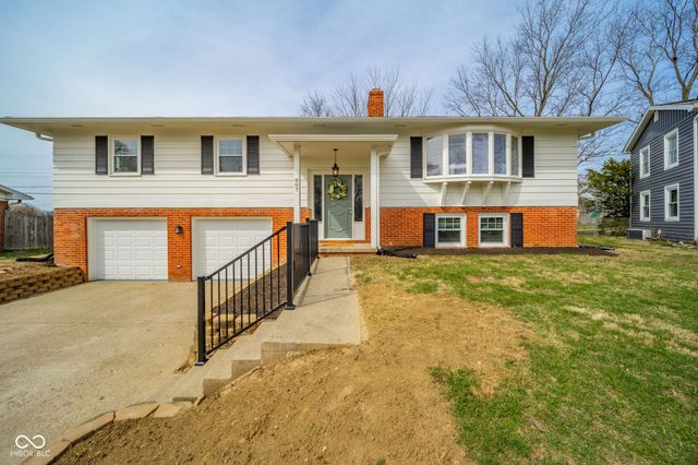 807 Bittersweet Lane, Anderson, IN 46011