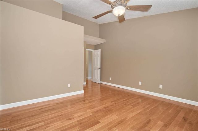 123 Songbird TRL, Yorktown, VA 23692