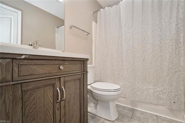 123 Songbird TRL, Yorktown, VA 23692