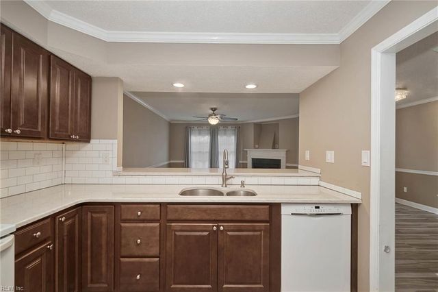 123 Songbird TRL, Yorktown, VA 23692