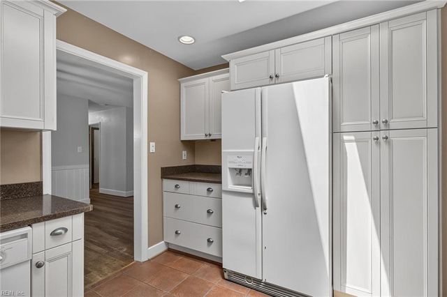 3301 Brookside LN, Portsmouth, VA 23703