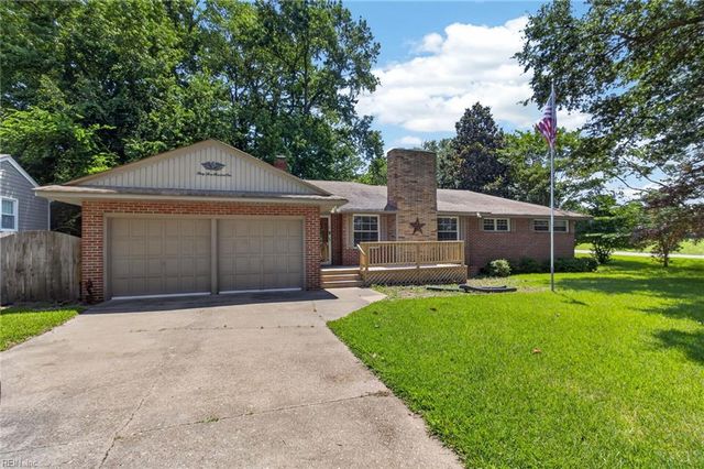 3301 Brookside LN, Portsmouth, VA 23703