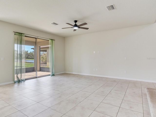 8306 RED SPRUCE AVENUE, Riverview, FL 33578