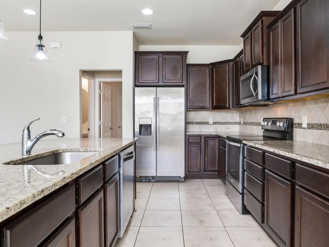 8306 RED SPRUCE AVENUE, Riverview, FL 33578