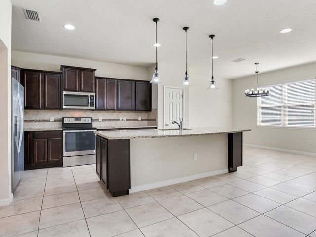 8306 RED SPRUCE AVENUE, Riverview, FL 33578