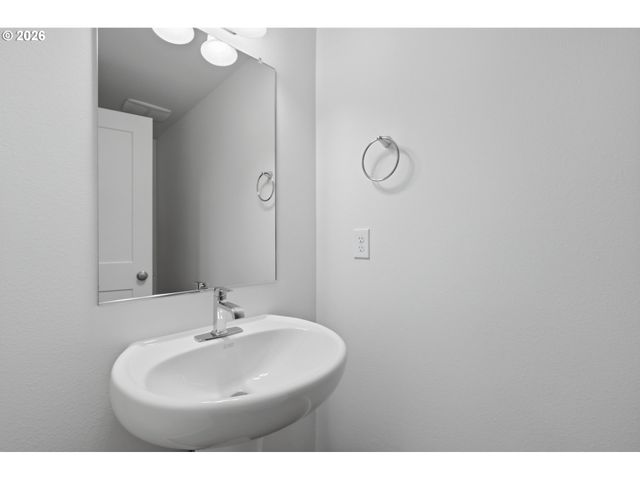 1213 Se 6TH St, Battle Ground, WA 98604