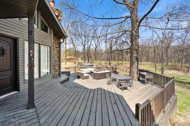 469267 W Hwy 100, Stilwell, OK 74960