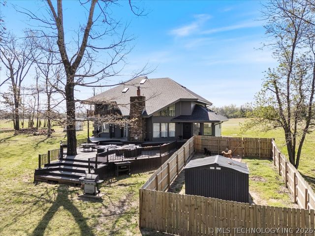 469267 W Hwy 100, Stilwell, OK 74960