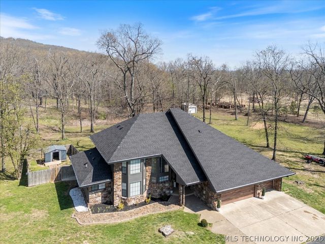 469267 W Hwy 100, Stilwell, OK 74960