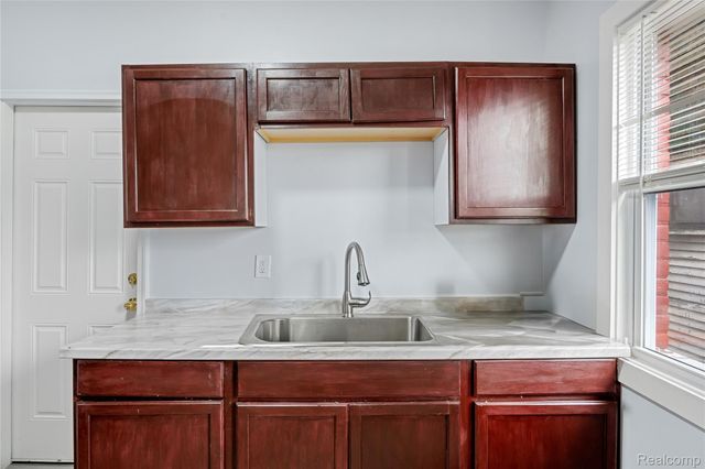 5015 Vancouver Street, Detroit, MI 48204