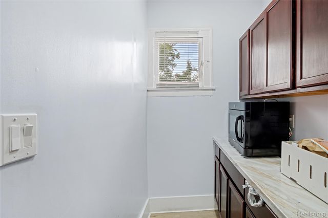 5015 Vancouver Street, Detroit, MI 48204