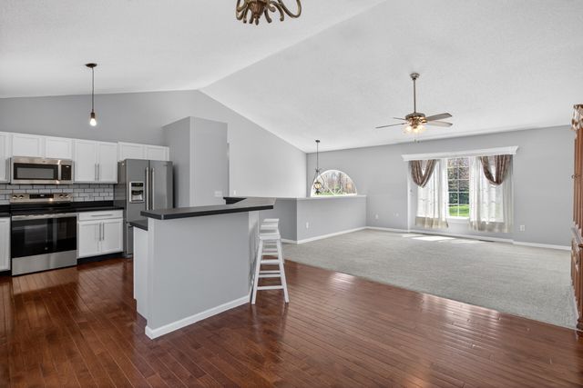 11437 Saddlebrook Circle, Pinckney, MI 48169