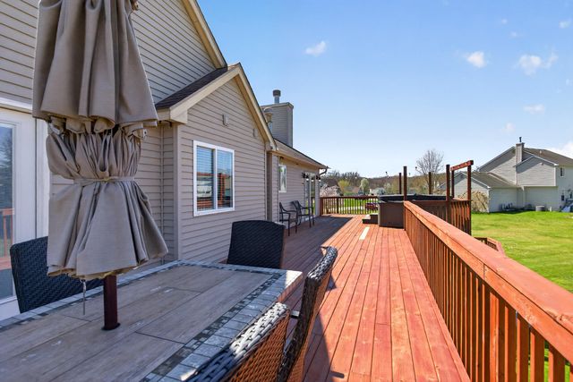 11437 Saddlebrook Circle, Pinckney, MI 48169