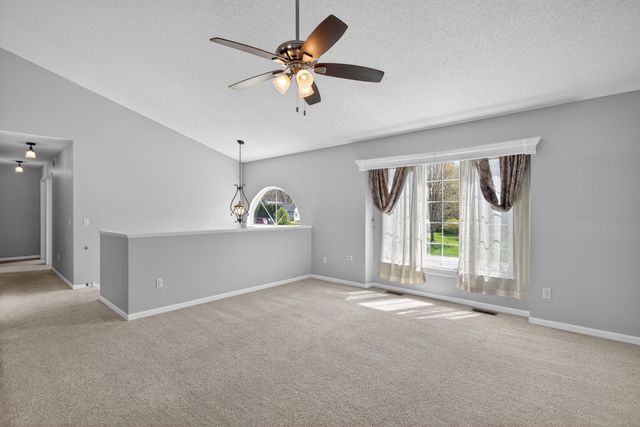 11437 Saddlebrook Circle, Pinckney, MI 48169