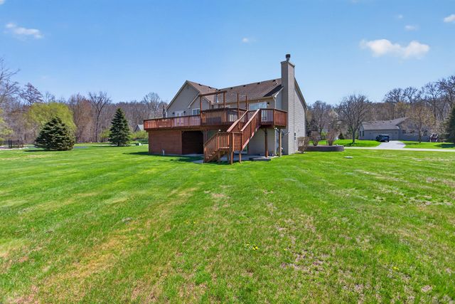 11437 Saddlebrook Circle, Pinckney, MI 48169