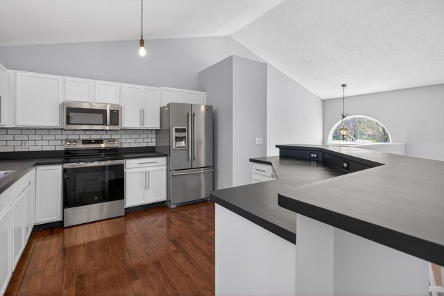 11437 Saddlebrook Circle, Pinckney, MI 48169
