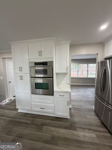 1519 Rangewood Drive SW, Lilburn, GA 30047