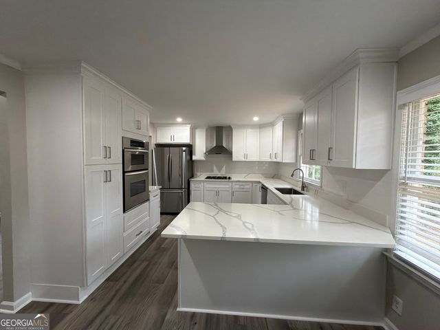 1519 Rangewood Drive SW, Lilburn, GA 30047