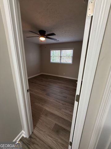 1519 Rangewood Drive SW, Lilburn, GA 30047