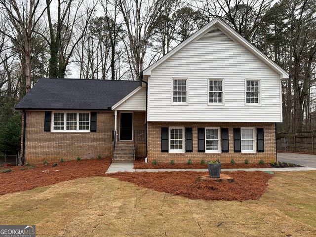 1519 Rangewood Drive SW, Lilburn, GA 30047