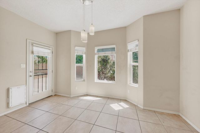 11824 Suny Bay Road SE, Albuquerque, NM 87123