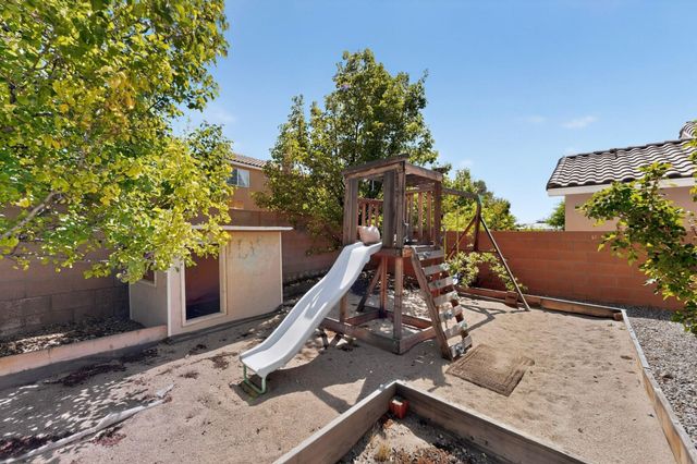 11824 Suny Bay Road SE, Albuquerque, NM 87123