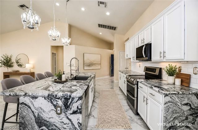9534 Twister Trace Street, Las Vegas, NV 89178
