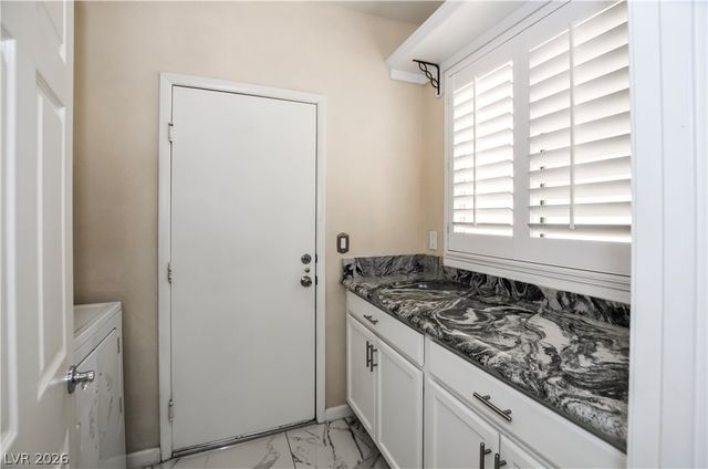 9534 Twister Trace Street, Las Vegas, NV 89178