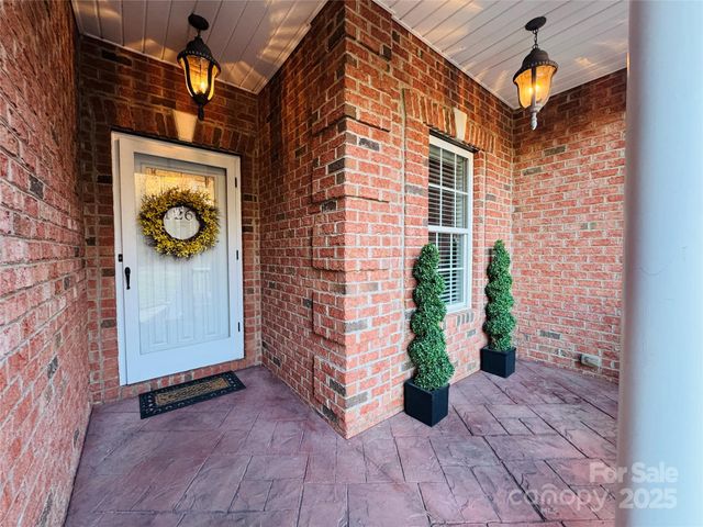 1266 Oak Grove Lane, Salisbury, NC 28146