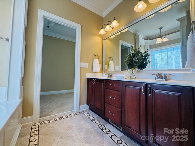 1266 Oak Grove Lane, Salisbury, NC 28146