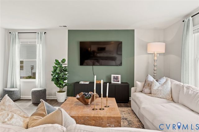 11165 Chappell Creek Cir, North Prince George, VA 23860