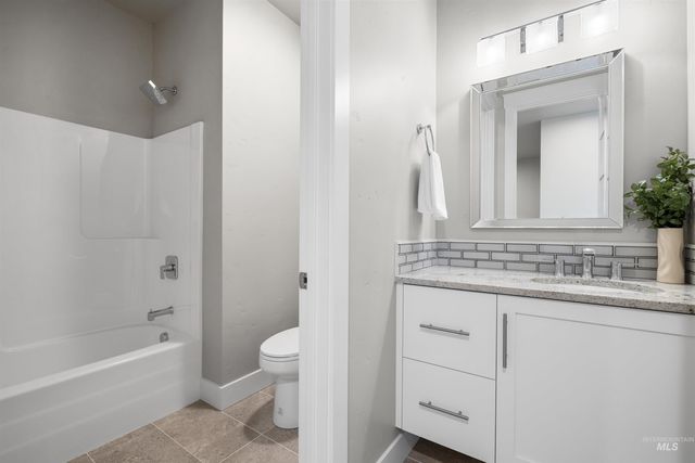 3505 W Barefoot St, Eagle, ID 83616