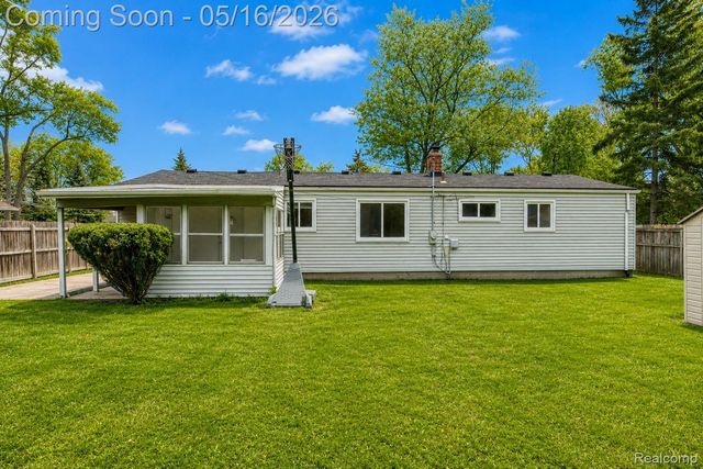 30815 Everett Street, Southfield, MI 48076