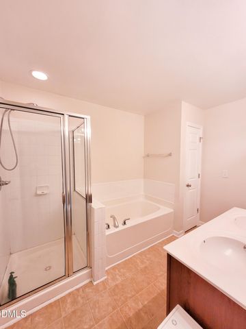 11721 Coppergate Drive 106, Raleigh, NC 27614