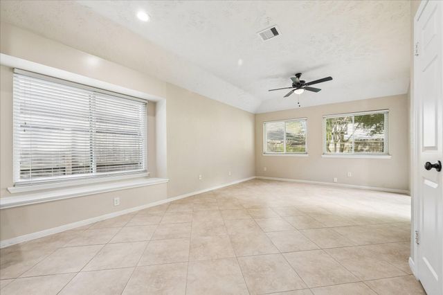 723 Lochnell Drive, Houston, TX 77062