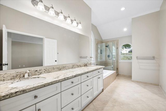 723 Lochnell Drive, Houston, TX 77062