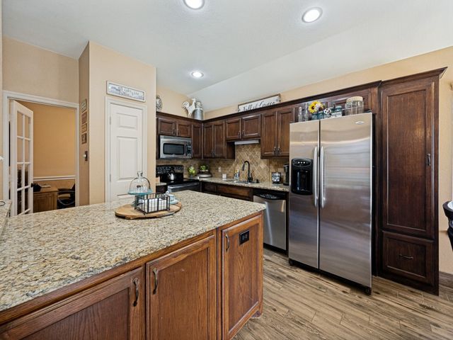149 Roberts Drive, Saginaw, TX 76179