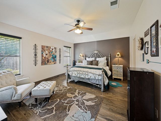 149 Roberts Drive, Saginaw, TX 76179