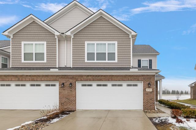 8743 Grove Street, Washington Township, MI 48094