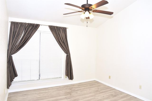 2121 El Paseo Street 2000, Houston, TX 77054
