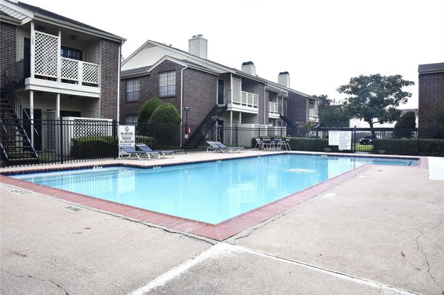 2121 El Paseo Street 2000, Houston, TX 77054