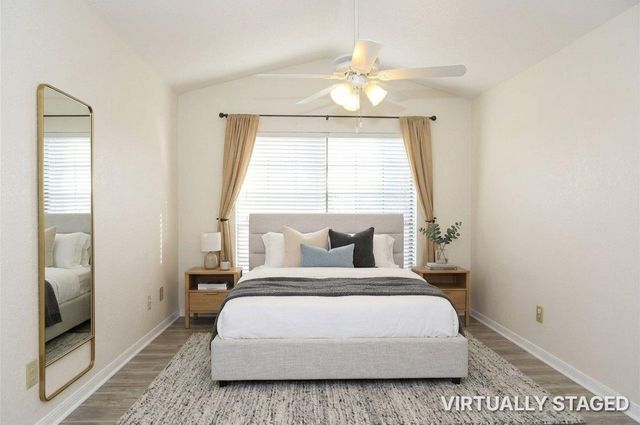 2121 El Paseo Street 2000, Houston, TX 77054