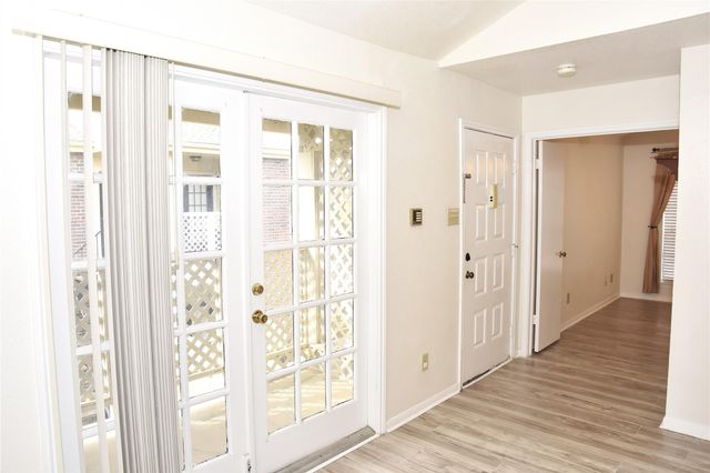 2121 El Paseo Street 2000, Houston, TX 77054